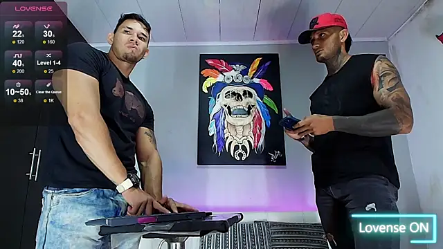 Snapshot of GendersonFit chatting on 03/11/25, 02:18 GendersonFit online show from 03/11/25, 02:18