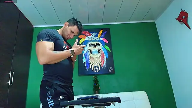 GendersonFit online show from 11/24/25, 09:03