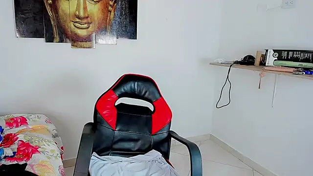 little tsgirl  online show from 02/07/26, 01:26