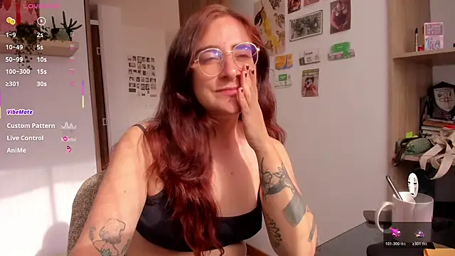 linda giggle online show from 06/17/26, 01:01