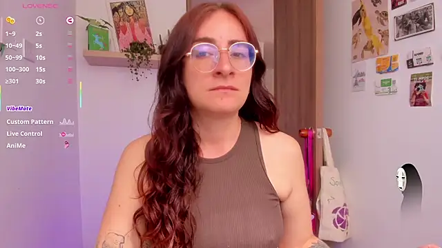 linda giggle online show from 06/18/26, 02:43
