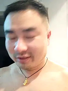 Snapshot of guozuo chatting on 10/20/25, 03:23 guozuo online show from 10/20/25, 03:23