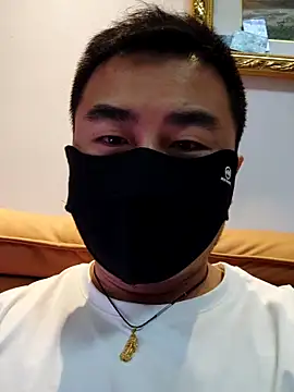 Snapshot of guozuo chatting on 05/06/26, 11:26 guozuo online show from 05/06/26, 11:26