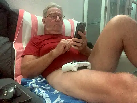 Nudelschwanz online show from 10/25/25, 05:40