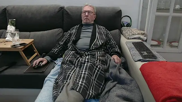 Nudelschwanz online show from 03/01/26, 06:43