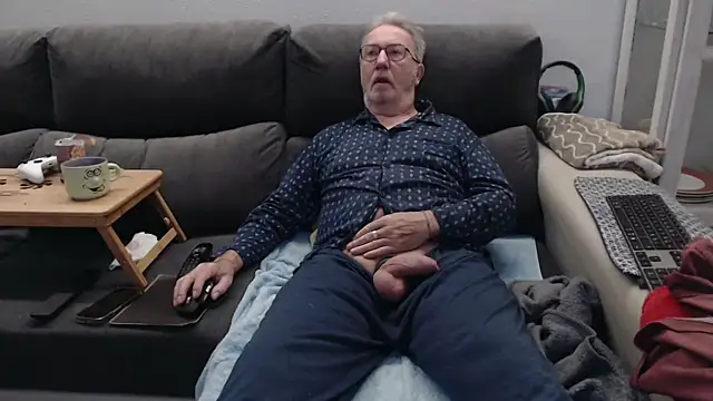 Nudelschwanz online show from 03/13/26, 05:58