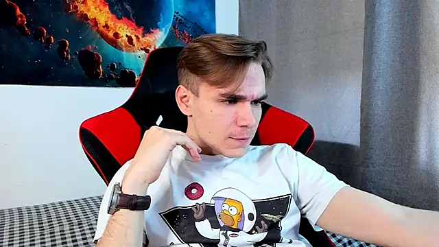 Snapshot of LetsDoSomethingFun chatting on 02/11/25, 01:51 LetsDoSomethingFun online show from 02/11/25, 01:51