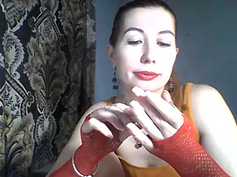 Snapshot of Olesja chatting on 02/23/25, 06:23 Olesja online show from 02/23/25, 06:23