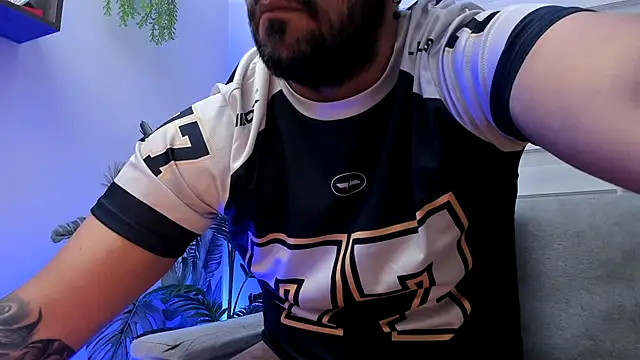 jonathan rivers online show from 12/02/25, 09:43