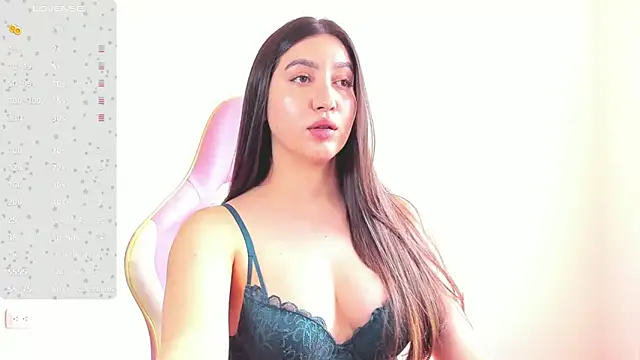 Snapshot of alice-love1 chatting on 12/24/24, 07:11 alice-love1 online show from 12/24/24, 07:11