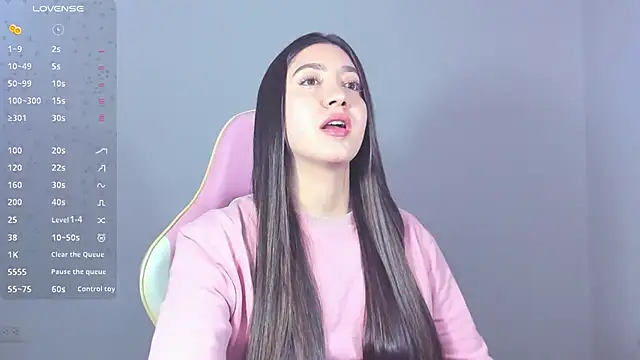 Snapshot of alice-love1 chatting on 12/27/24, 12:07 alice-love1 online show from 12/27/24, 12:07