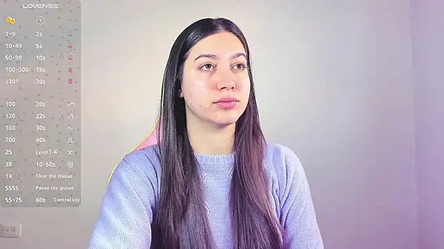 Snapshot of alice-love1 chatting on 01/01/25, 10:13 alice-love1 online show from 01/01/25, 10:13