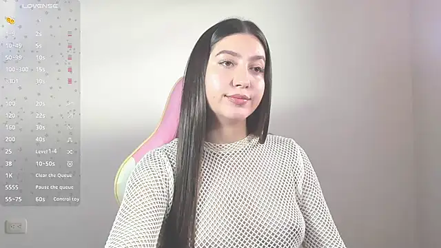 Snapshot of alice-love1 chatting on 01/09/25, 09:47 alice-love1 online show from 01/09/25, 09:47