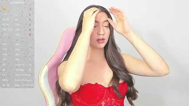 Snapshot of alice-love1 chatting on 02/14/25, 11:09 alice-love1 online show from 02/14/25, 11:09