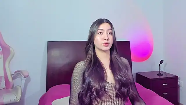 Snapshot of alice-love1 chatting on 03/22/25, 11:09 alice-love1 online show from 03/22/25, 11:09