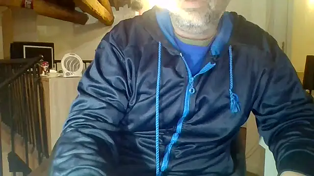 woww791 online show from 11/18/25, 07:40