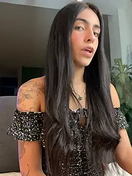 Snapshot of DaphneUwu chatting on 06/16/26, 01:30 DaphneUwu online show from 06/16/26, 01:30