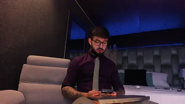 MarkWalker   online show from 03/07/25, 10:24