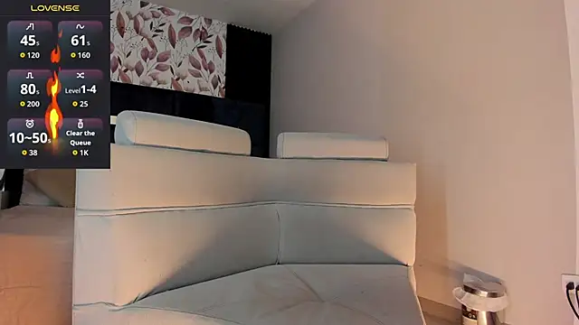 MarkWalker   online show from 12/14/25, 09:58