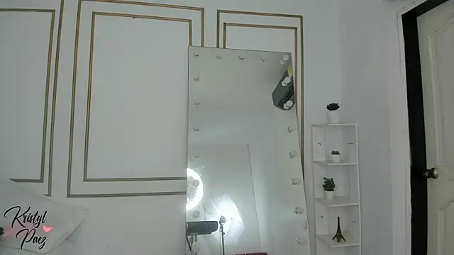 kristyl paez online show from 12/01/25, 07:41