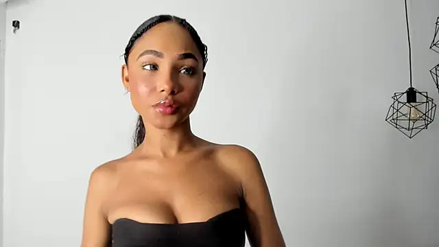 kristyl paez online show from 04/18/26, 07:07