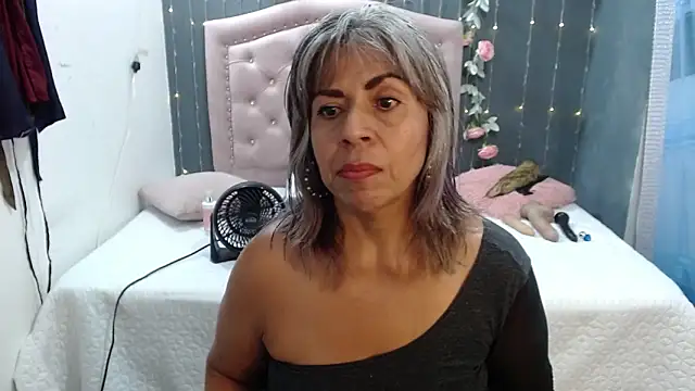 lalisha 96 online show from 02/15/25, 03:39