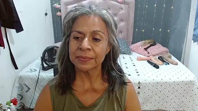 lalisha 96 online show from 10/12/25, 04:33