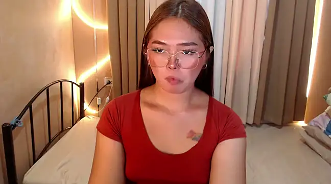 Snapshot of Itsme_claire chatting on 12/04/24, 03:04 Itsme claire online show from 12/04/24, 03:04