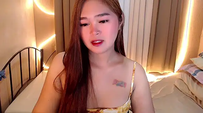 Snapshot of Itsme_claire chatting on 01/10/25, 09:53 Itsme claire online show from 01/10/25, 09:53