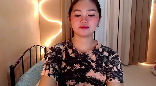 Snapshot of Itsme_claire chatting on 03/03/25, 01:31 Itsme claire online show from 03/03/25, 01:31