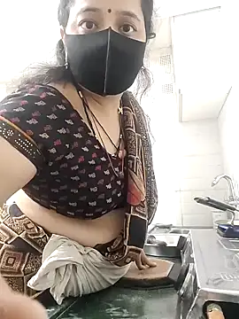 Snapshot of Riyasingh9 chatting on 01/08/25, 03:51 Riyasingh9 online show from 01/08/25, 03:51