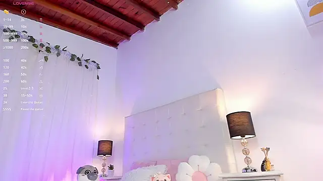 tatikiss  online show from 09/11/25, 11:32