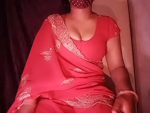 Snapshot of YUKTAPOWER chatting on 03/13/25, 10:21 YUKTAPOWER online show from 03/13/25, 10:21