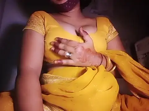 Snapshot of YUKTAPOWER chatting on 09/16/25, 09:38 YUKTAPOWER online show from 09/16/25, 09:38