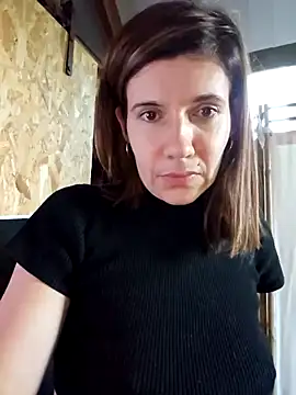 Lina lou4 online show from 12/04/24, 03:32