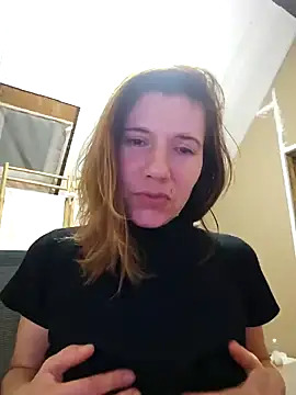 Lina lou4 online show from 01/04/25, 07:55