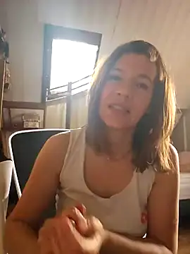 Lina lou4 online show from 02/21/25, 07:23