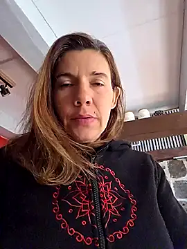 Lina lou4 online show from 10/08/25, 07:50