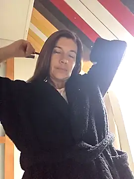 Lina lou4 online show from 10/29/25, 07:54