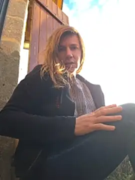 Lina lou4 online show from 02/03/26, 08:30