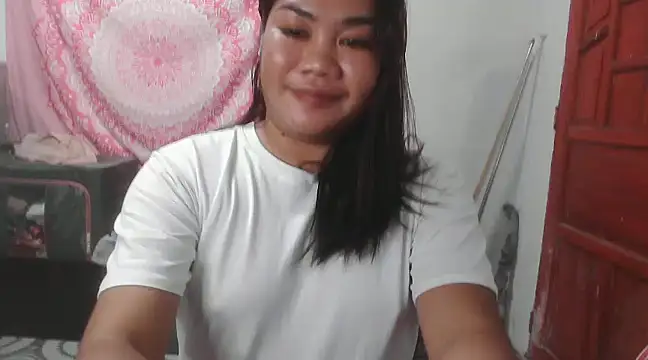 Snapshot of xxsam_69xx chatting on 02/19/25, 04:44 xxsam 69xx online show from 02/19/25, 04:44