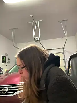 Snapshot of Dakota_02 chatting on 12/07/24, 03:58 Dakota 02 online show from 12/07/24, 03:58