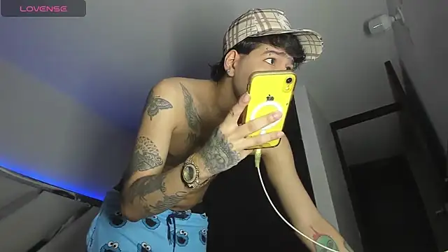 zack isaac777 online show from 03/04/25, 09:00