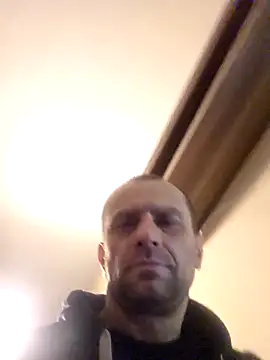 Snapshot of Roman0798 chatting on 12/15/25, 02:27 Roman0798 online show from 12/15/25, 02:27