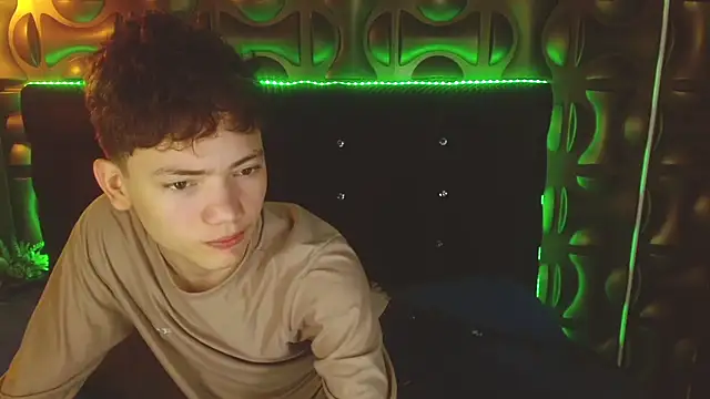 cruz dante online show from 04/24/26, 07:27