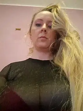 VictoriaMiami online show from 02/15/26, 12:36