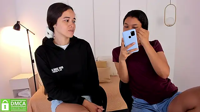 sexychanell 18 online show from 03/22/25, 12:46