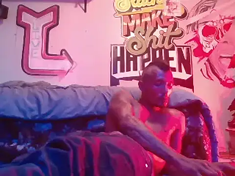 Snapshot of DarkHorse89 chatting on 09/22/25, 07:54 DarkHorse89 online show from 09/22/25, 07:54