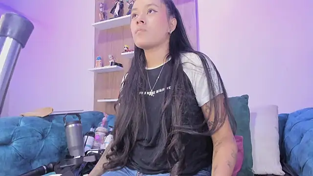 -camila-cooper-  online show from 11/17/25, 08:03