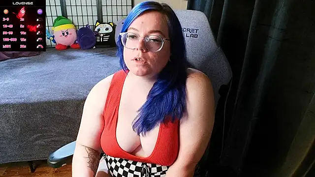 KiraSpitQueen online show from 12/13/24, 01:59